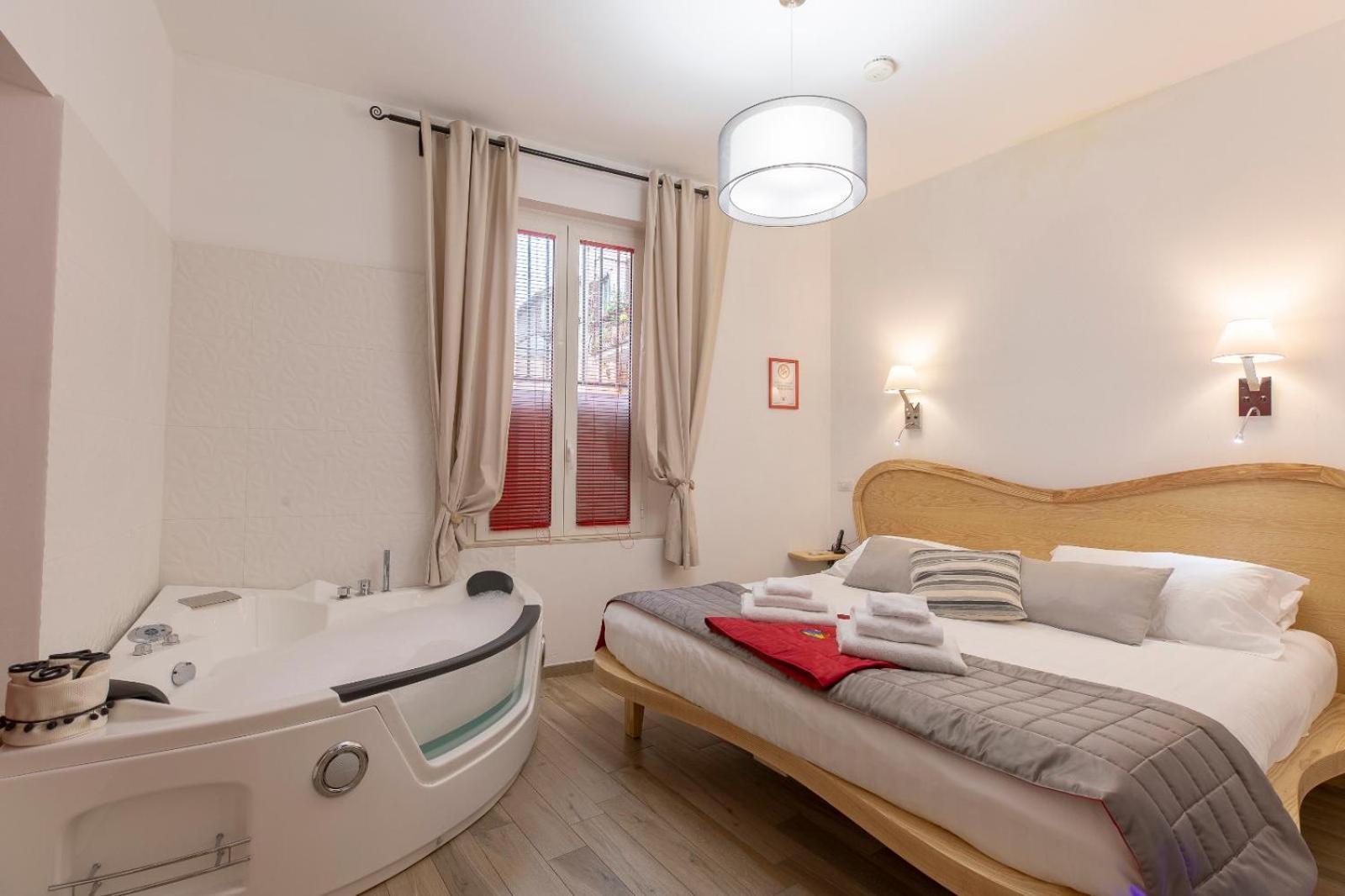 Pensión Flatinrome Trastevere Deluxe - Patio 3*